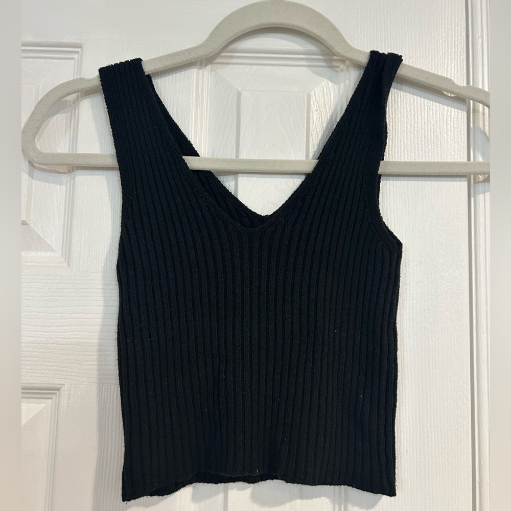 Black v neck ribbed tank top